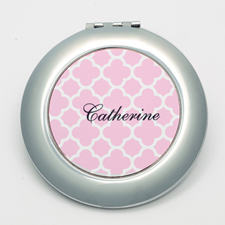 Espejo de maquillaje redondo personalizado de quatrefoil rosa 