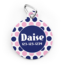 Placa de mascota personalizada con forma redonda con diseño ¨Lunares¨en color azul marino y rosa