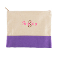 Bolsa cosmética personalizada con nombre e inicial color violeta