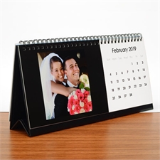 Calendario de escritorio con fotos, 12,7 x 27,9 cm. personalizado, simplemente en negro