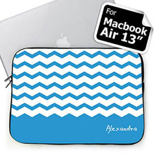 Manga de MacBook Air 13 con nombre personalizado Chevron de color azul celeste