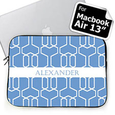 Nombre personalizado Macbook Air 13 de rejas en Azul Celeste.
