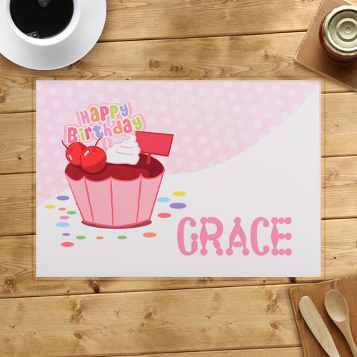 Alfombrillas de cupcakes personalizadas para el primer cumpleaños de una chica