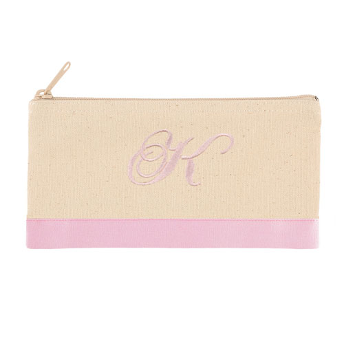 Bolsa cosmética personalizada con bordado de inicial. Color: 2 tonos rosa. Tamaño: Pequeña